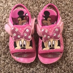 Minnie sandles